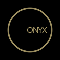 4/15/2014 tarihinde ONYX Restaurantziyaretçi tarafından ONYX Restaurant'de çekilen fotoğraf