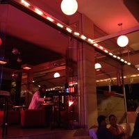 Photo taken at Blondie Restaurante Bar by Daniel S. on 12/7/2012