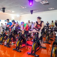 Foto tirada no(a) Fitness Hut por Fitness Hut em 6/16/2015