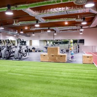 Foto tirada no(a) Fitness Hut por Fitness Hut em 6/16/2015