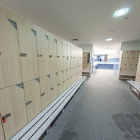 Foto tirada no(a) Fitness Hut por Fitness Hut em 6/16/2015