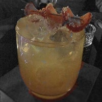 Снимок сделан в Funky Bee cocktail bar &amp;amp; lounge пользователем Stiina . 2/4/2017
