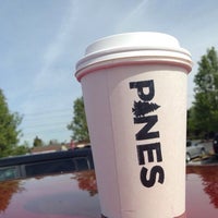 5/14/2015にRyan T.がPines Coffeeで撮った写真