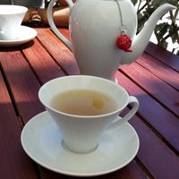 Foto tomada en Chili Restaurante &amp;amp; Lounge Bar  por Alda Porfírio J. el 5/8/2014