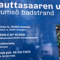 Photo taken at Kasinonranta (Lauttasaaren uimaranta) by Timo N. on 5/1/2022