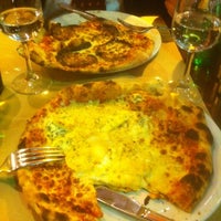 Photo taken at Valponi Pizzeria by Pierrick L. on 11/7/2012