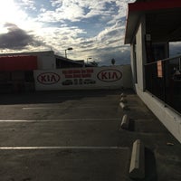 รูปภาพถ่ายที่ 1st Kia of Simi Valley โดย Pilar C. เมื่อ 10/29/2016