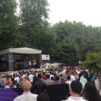 Foto tomada en Taksim Gezi Parkı  por AKIN S. el 6/7/2013