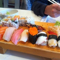 Photo taken at Shiroi Sushi by ignasifigueras on 10/6/2012