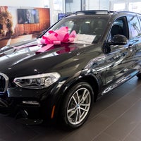 Photo taken at Tom Bush BMW Jacksonville by Tom Bush BMW Jacksonville on 12/28/2017