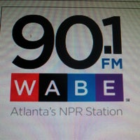รูปภาพถ่ายที่ Public Broadcasting Atlanta - WABE 90.1 FM &amp;amp; PBA 30 โดย Stephen R. เมื่อ 10/23/2014