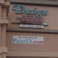 Photo prise au Design and Dine  Eat • Drink • Paint par Belinda T. le6/24/2013