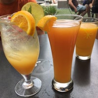 Photo taken at Snooze, an A.M. Eatery by Belinda T. on 8/3/2019