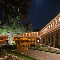 Foto diambil di Belmond Hotel Monasterio oleh Marga C. pada 11/5/2022