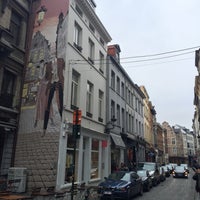 Photo taken at Kolenmarkt / Rue du Marché au Charbon by miss wang W. on 4/6/2015