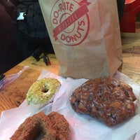 Photo taken at Do-Rite Donuts &amp;amp; Chicken by Jeanie N. on 5/24/2015