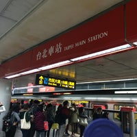 Photo taken at MRT Taipei Main Station by Hoshino Y. on 1/30/2015