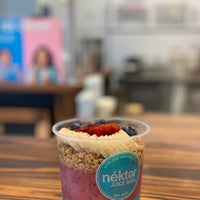 รูปภาพถ่ายที่ Nekter Juice Bar (Skoop Location) โดย Nora.S เมื่อ 8/24/2019