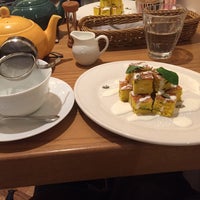 Photo taken at Afternoon Tea TEAROOM 新宿小田急サザンタワー by みすど on 1/23/2017