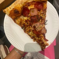 Photo prise au New York Pizza par N le8/22/2022