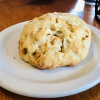 Photo taken at Buttercloud Bakery &amp; Cafe by Ammie H. on 10/6/2018