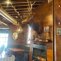 Foto tirada no(a) The Elkhorn Tavern por Tiffany J. em 10/13/2023
