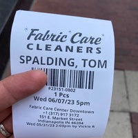 รูปภาพถ่ายที่ Fabric Care Cleaners โดย Tom S. เมื่อ 5/31/2023
