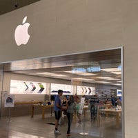 Photo taken at Apple Cap3000 by Ivan K. on 9/6/2022