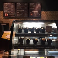 Photo taken at Starbucks by Nono ❣. on 2/5/2017