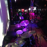 Photo prise au Ozzy Bar Rock par Cesar I. le12/9/2017