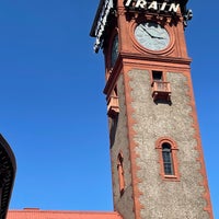 Photo taken at Union Station Amtrak (PDX) by Tom B. on 8/7/2023