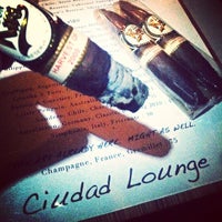 Foto tirada no(a) Ciudad Lounge por william l. em 5/7/2014