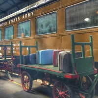 Das Foto wurde bei The Gold Coast Railroad Museum von Carla D. am 5/10/2016 aufgenommen
