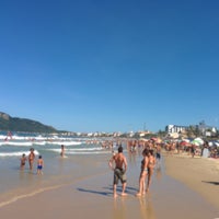 Photo taken at Praia dos Ingleses by Gustavo on 1/11/2015