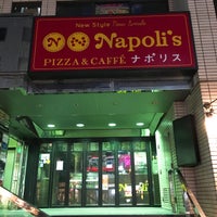 Photo taken at Napoli&amp;#39;s PIZZA &amp;amp; CAFFE 渋谷神南 by fstlocal on 4/29/2017