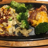 Photo taken at Chili&amp;#39;s Grill &amp;amp; Bar by Denzell S. on 3/15/2018