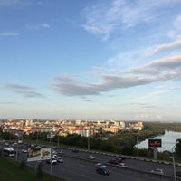Photo taken at Крышная парковка ТРЦ «Планета» by Станислав on 8/17/2018
