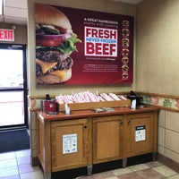 Photo taken at Wendy’s by Jonathan M. on 2/27/2018