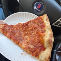 3/14/2024 tarihinde Jonathan M.ziyaretçi tarafından Luigi&amp;#39;s Pizza'de çekilen fotoğraf