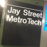Photo taken at MTA Subway - Jay St/MetroTech (A/C/F/R) by John M. on 11/11/2018