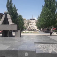 Photo taken at Ալեքսանդր Թամանյանի արձան by Andrei Z. on 5/28/2018