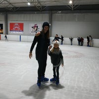 12/16/2018에 Anna H.님이 Παγοδρόμιο Ice n&amp;#39; Skate에서 찍은 사진
