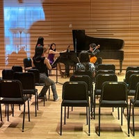Снимок сделан в DiMenna Center for Classical Music пользователем derrick f. 5/22/2022