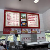 Photo taken at In-N-Out Burger by derrick f. on 12/6/2021