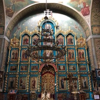 Photo taken at Церковь Покрова Пресвятой Богородицы в Покрове-Ризницах by Olga P. on 7/31/2019