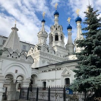 Photo taken at Церковь Рождества Богородицы в Путинках by Olga P. on 7/3/2019