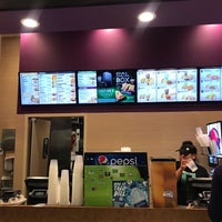 Photo taken at Taco Bell by Eric N. on 11/3/2019
