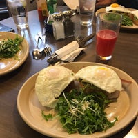 Photo taken at Snooze by Eric N. on 5/1/2019
