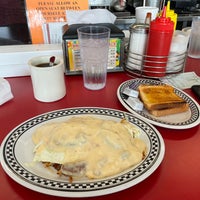 Photo taken at Courtesy Diner by Eric N. on 6/20/2021