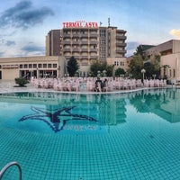 Photo taken at Asya Pamukçu Termal Hotel by Süleyman F. on 5/5/2017